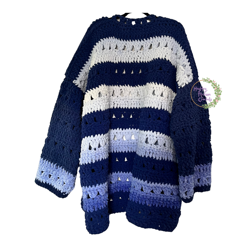 The Sweater Hug - Celestial Whisper (plus size)
